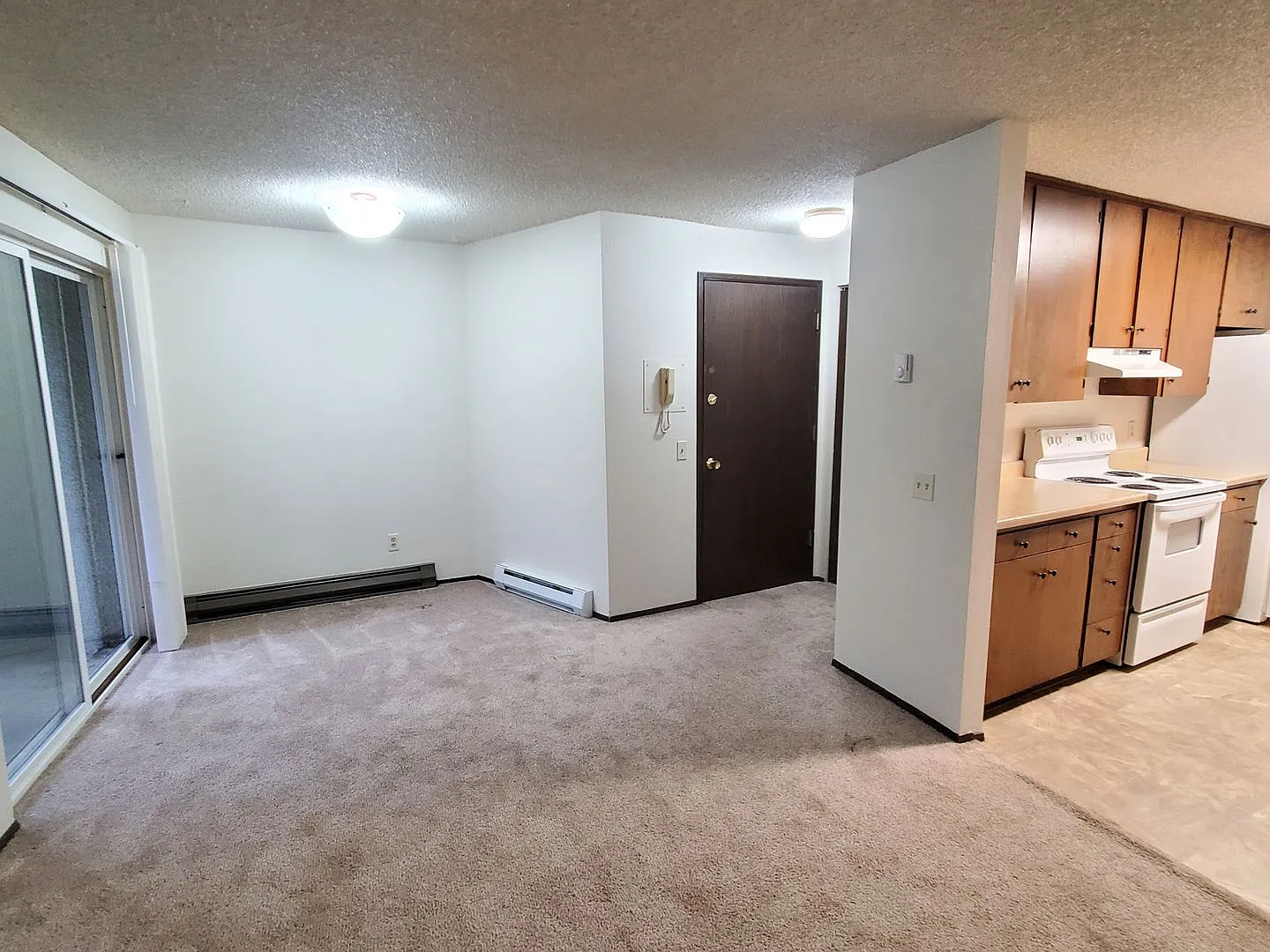 Ravenna Place Apartments — Photo 4