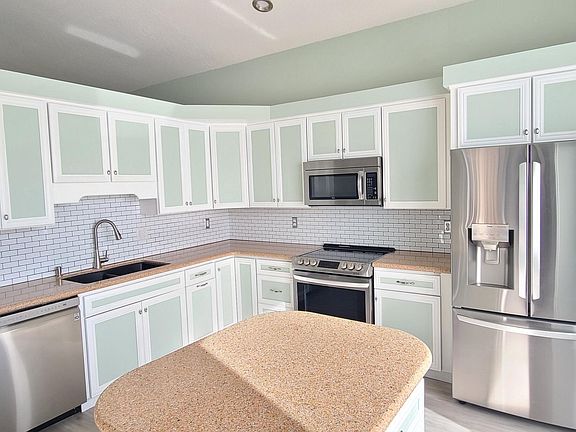 5th image of 1224 Siesta Key Cir