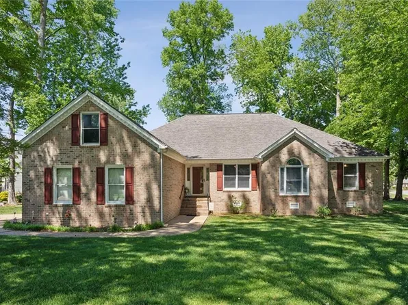 100 Pamunkey Turn, Yorktown, VA 23693