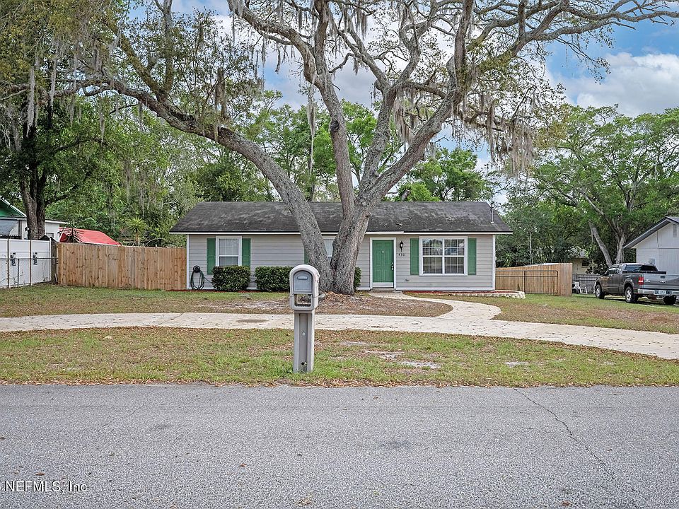 1st image of 430 SW JASMINE Avenue