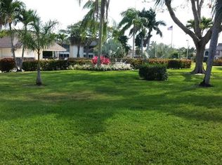 325 Charlemagne Blvd APT 102B, Naples, FL 34112