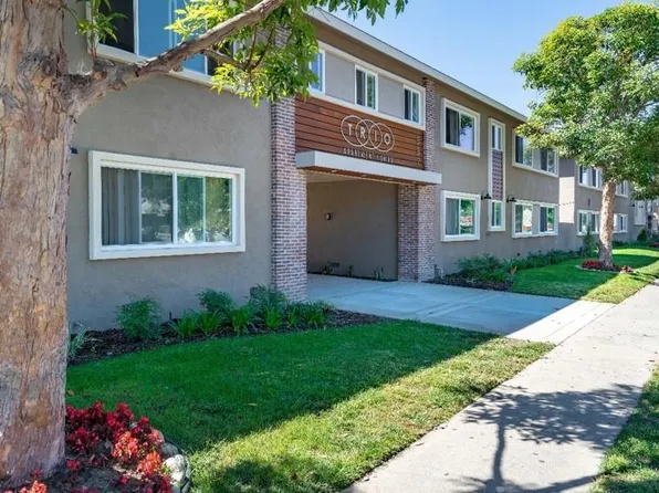 Trio Apartments, 897 Center St #3, Costa Mesa, CA 92627