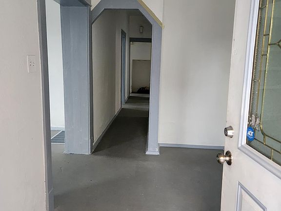 3rd image of 3474 Giles Ave #1