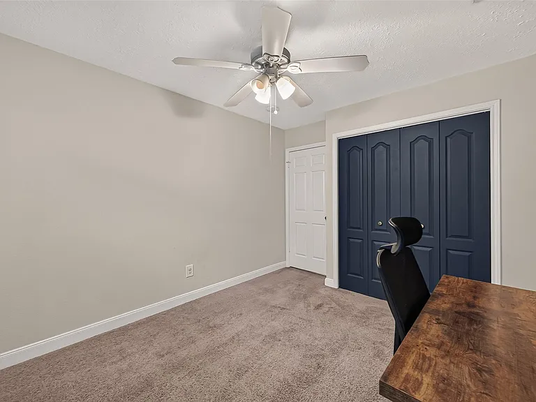 22939 Indian Ridge Dr — Photo 20