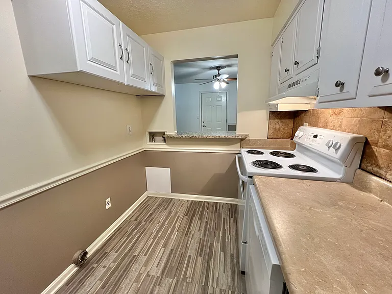 Countrybrook Apartments — Photo 61