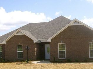 57 Isabella Ct, Killen, AL 35645