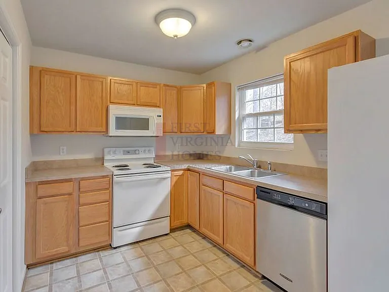 11 Landing Ct — Photo 5