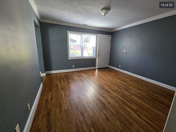 2nd image of 400 Chamberlain St APT B