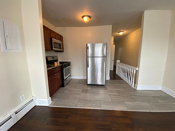 2nd image of 2248 Snyder Ave Floor 2