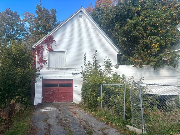 3rd image of 115 Middle Street