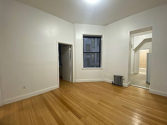 1st image of 508 W 172nd St #3A