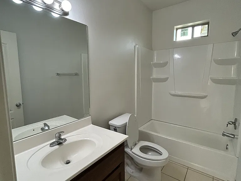 3005 E Diamondhead Ave #4 — Photo 8