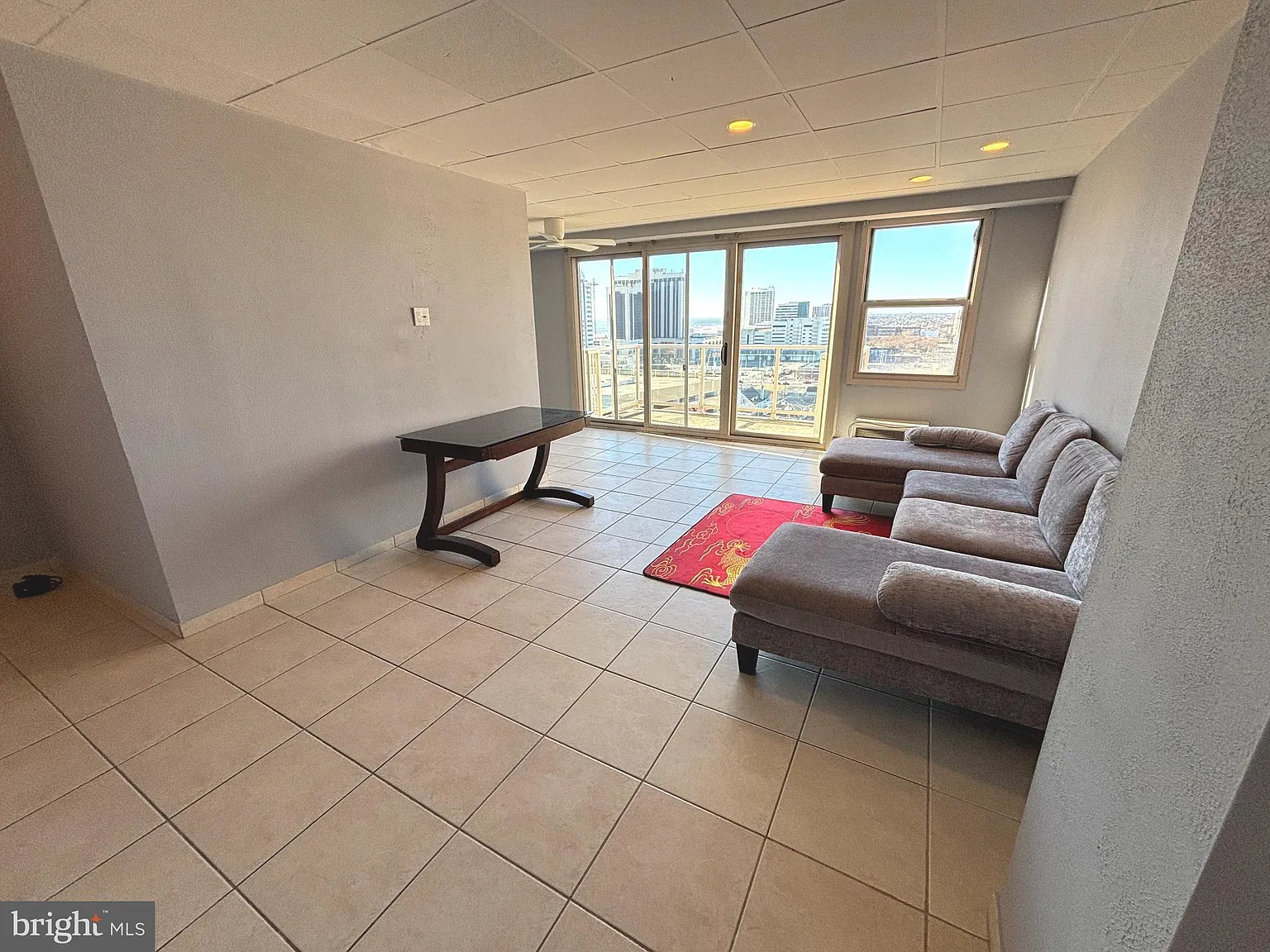 2 bed, 868 sqft, $1,800 — Photo 4