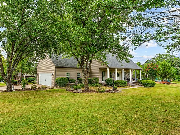 2nd image of 481 Sunny Brook Drive