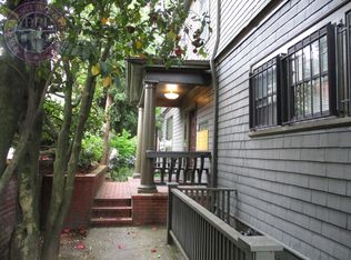 1937 NW Johnson St APT 6, Portland, OR 97209