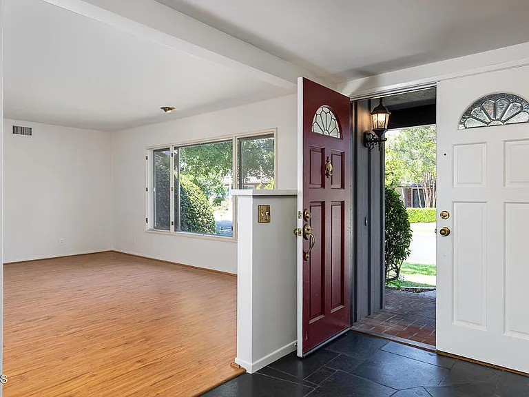 425 San Palo Pl — Photo 2