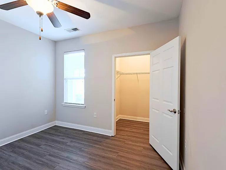 Alcove Garner — Photo 78