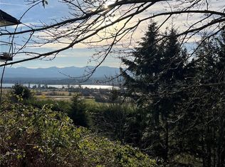 1940 Snowbird Ln, Courtenay, BC V9N 9C4