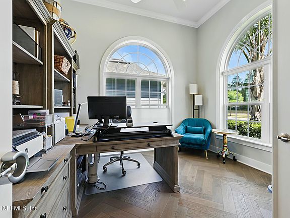 5th image of 294 MAHI Drive
