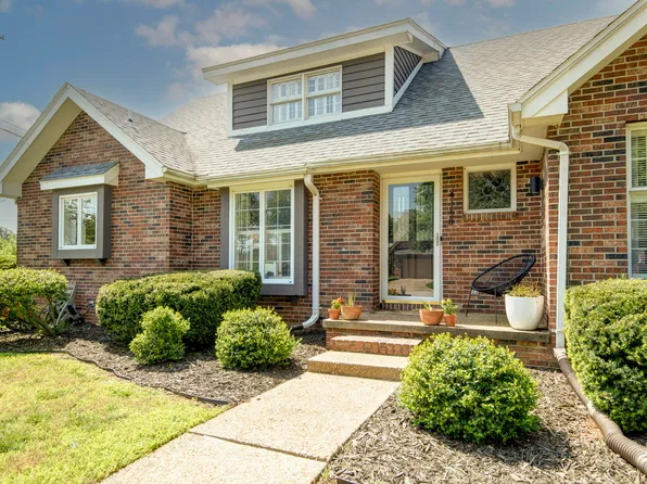 4158 E University Street, Springfield, MO 65809