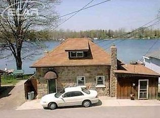 271 Oglethorpe Dr, Lapeer, MI 48446
