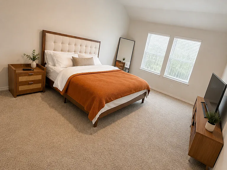 946 Buttercup Dr — Photo 5