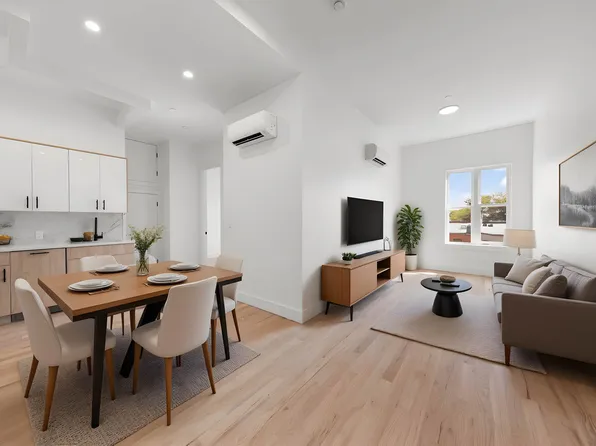 897 New York Avenue image 1 of 8