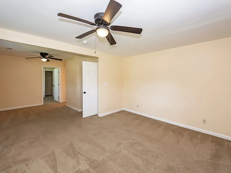 2126 State Rd — Photo 105