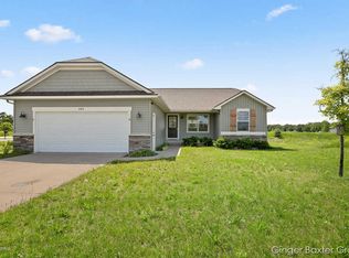 455 Acadia Ct, Middleville, MI 49333
