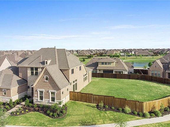 2nd image of 4501 Honeyvine Ln
