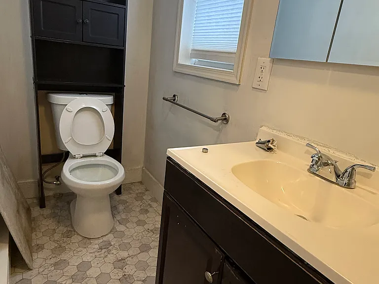 760 Bailey St #1 — Photo 6
