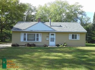 8616 Crest Rd, Bloomington, MN 55425