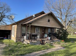 601 State Highway 56, Windom, TX 75492