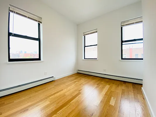 Rented by Mae Equities | media 14