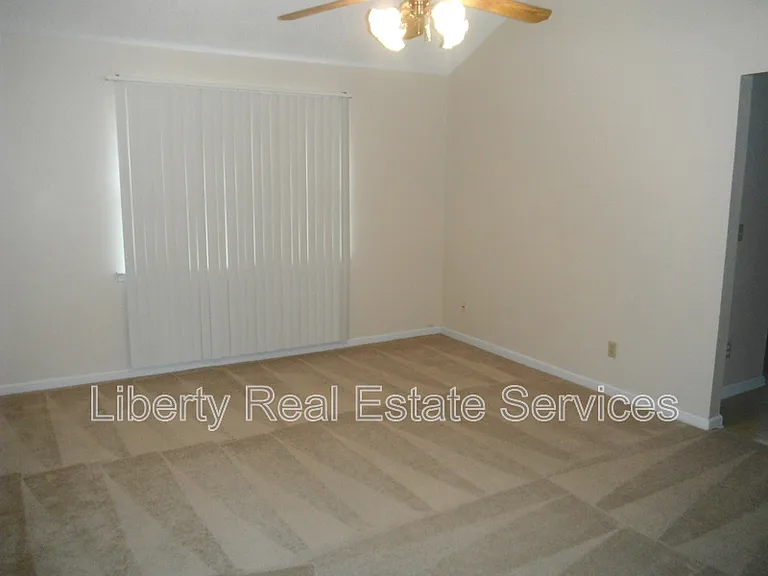 1488 Flo Zechman Dr — Photo 2