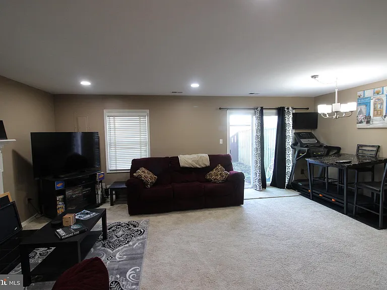 6609 Indian Trail Ct — Photo 14