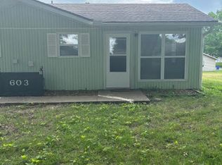 603 NW Westvale Cir APT B, Lees Summit, MO 64081