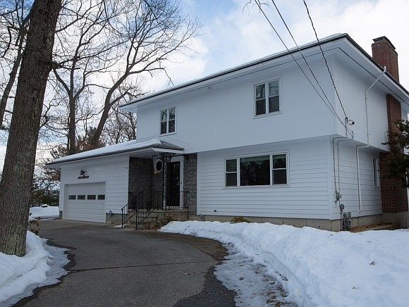1st image of 22 Pitarys Dr