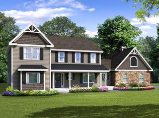 39 Le Fevre Ln, New Paltz, NY 12561