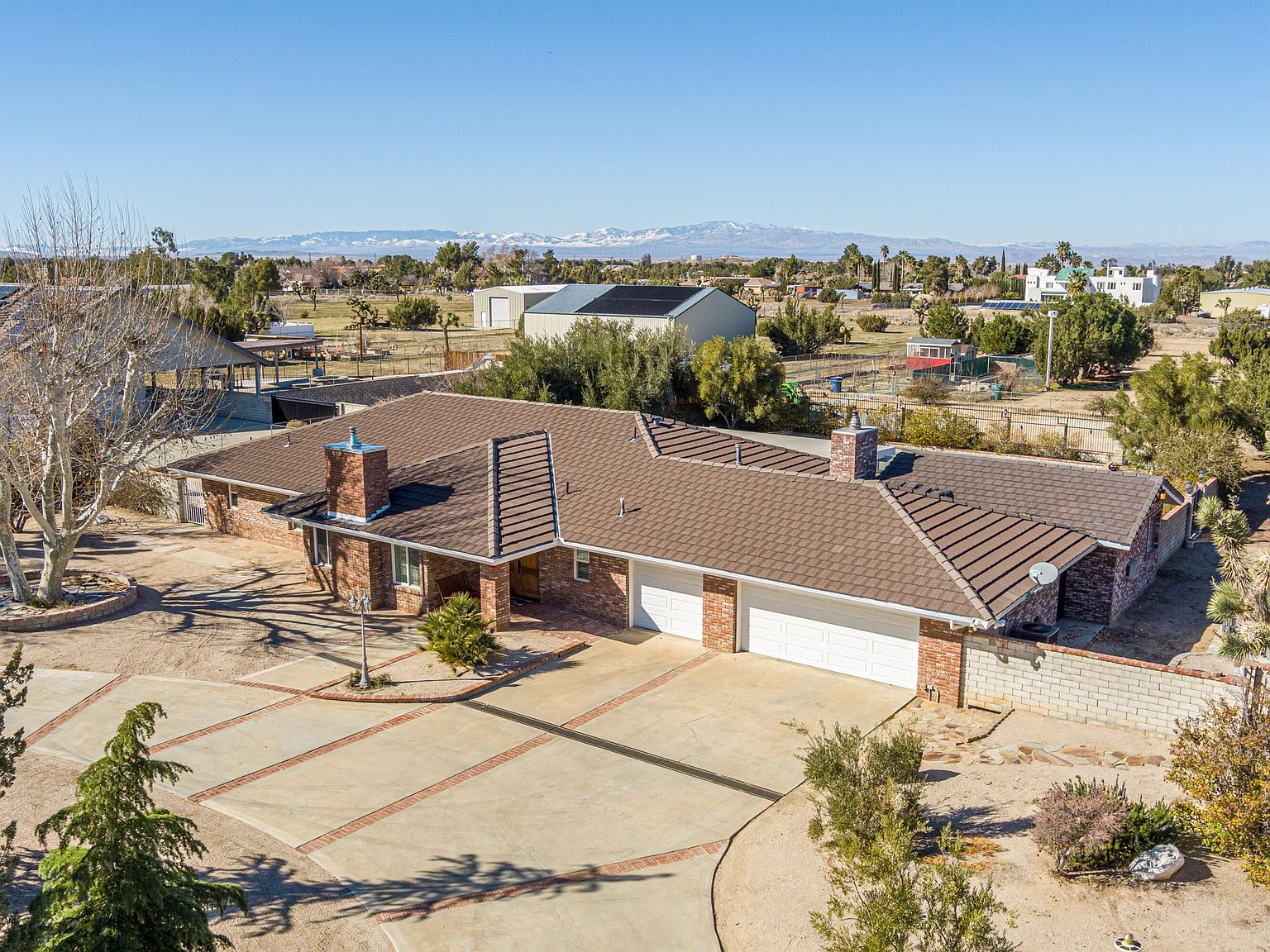 2551 W Avenue O4, Palmdale, CA 93551 Zillow