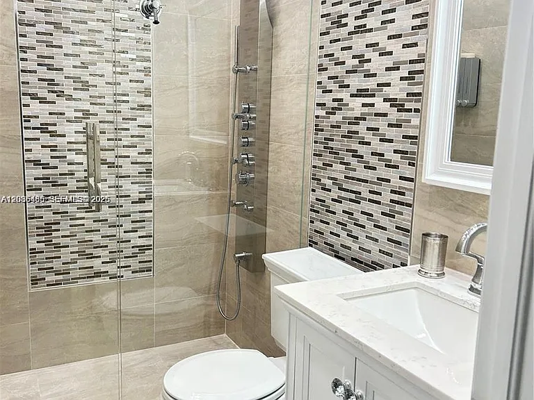 15201 SW 30th Ter #152 — Photo 15
