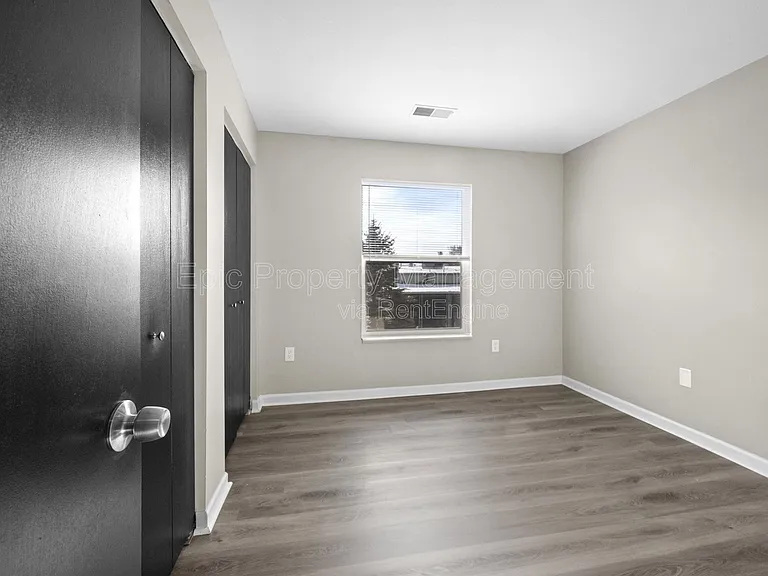 9010 Charlotte Ct — Photo 8