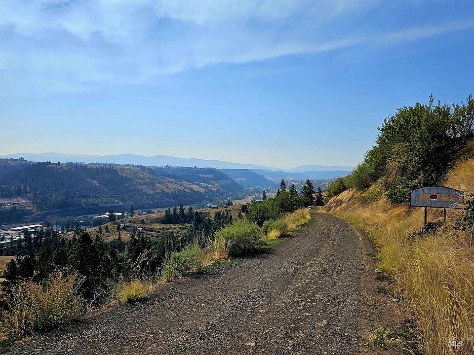 1st image of 173 Canyon Dr