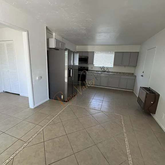 3099 E Northfield Ave — Photo 4