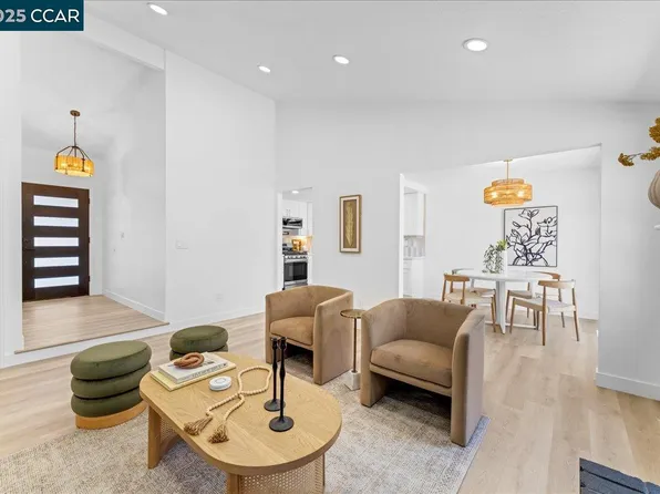 5040 Silverado Dr, Fairfield, CA 94534