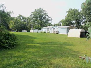 8516 Greenfield Hwy, Bellevue, MI 49021