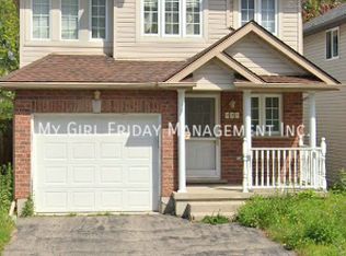 922 Atlantic Blvd #1, Waterloo, ON N2K4L4