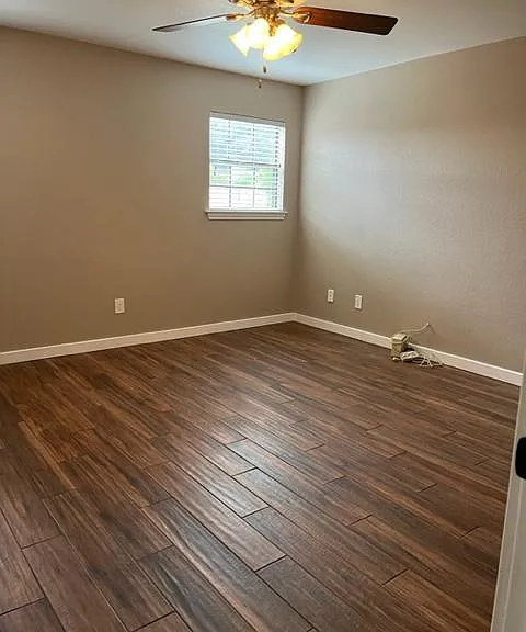 1112 Kathy Ln — Photo 5