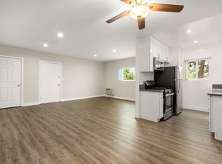 700 N Wendy Dr APT 32, Newbury Park, CA 91320
