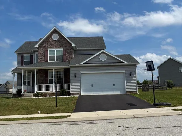 224 Friendly Dr, Hanover, PA 17331